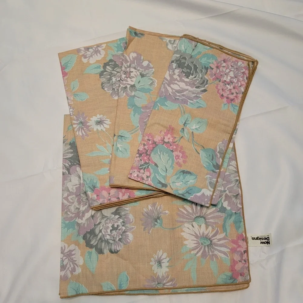 New Designs Vintage Pastel Floral Napkins Set Of 4